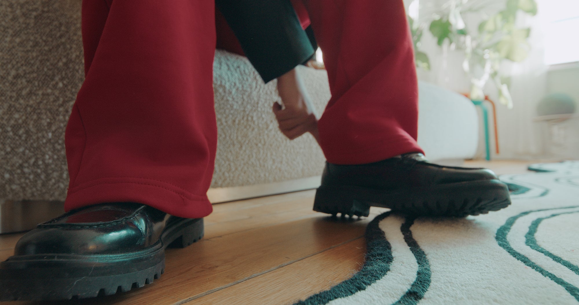 MOMENTUM COLLECTION SWEATPANT